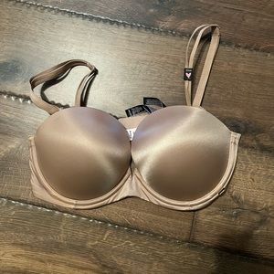 Victoria Secret 32DD Multi-Way / Strapless Bra NWT